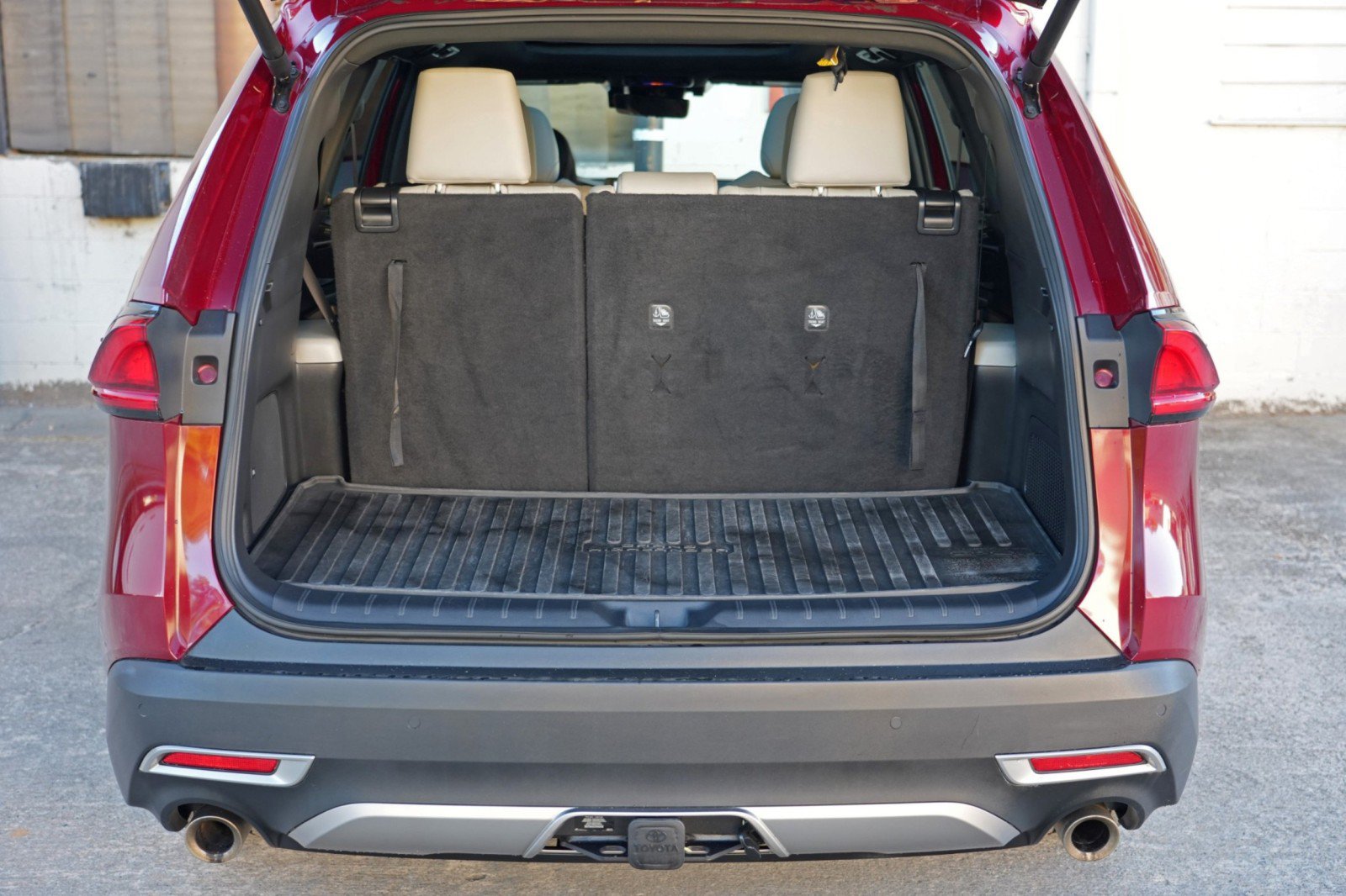 Used 2024 Toyota Grand Highlander AWD Hybrid image 10