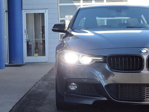 Used 2018 BMW 340i xDrive Sedan w/ Premium Package AWD/4WD image 29
