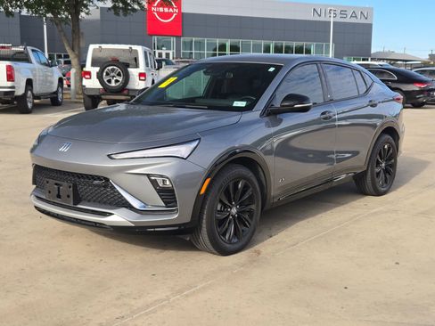 Used 2025 Buick Envista Sport Touring w/ Convenience I Package image 7