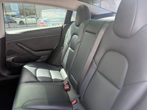 Used 2021 Tesla Model 3 Standard Range Plus RWD image 21