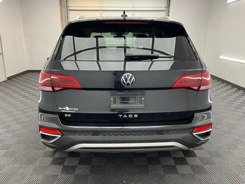Used 2022 Volkswagen Taos SE FWD image 22