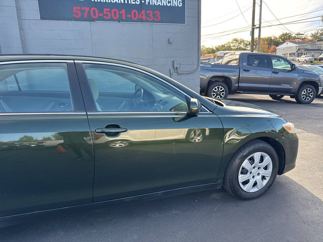 Used 2011 Toyota Camry LE FWD image 10