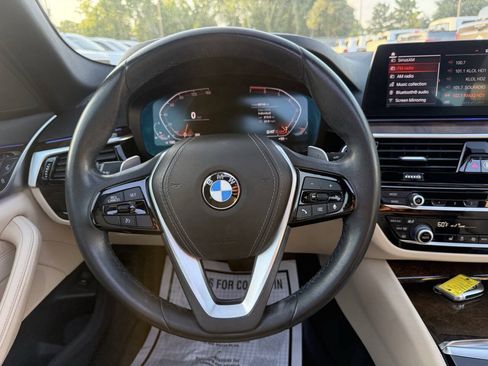 Used 2020 BMW 530i w/ Convenience Package RWD image 22