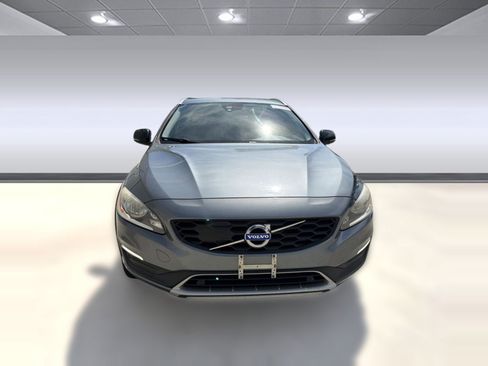Used 2018 Volvo V60 T5 Cross Country w/ Convenience Package AWD/4WD image 6