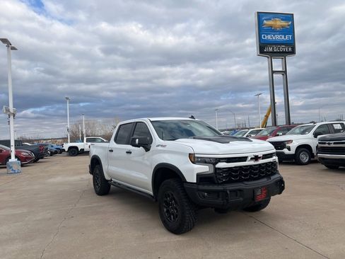 Used 2023 Chevrolet Silverado 1500 ZR2 w/ ZR2 Bison Edition image 4