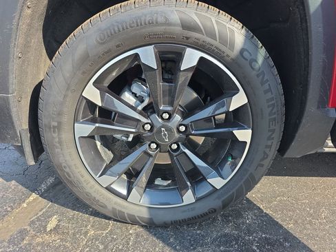 Used 2025 Chevrolet Equinox RS w/ Safety and Technology Package image 28