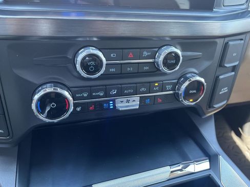 Used 2025 Ford F350 Lariat w/ Chrome Package AWD/4WD image 19