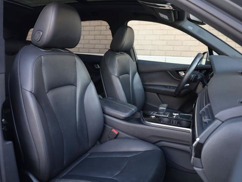 Used 2018 Audi Q7 3.0T Prestige AWD/4WD image 34