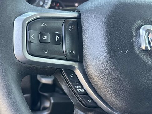 Used 2025 RAM 1500 Big Horn AWD/4WD image 18