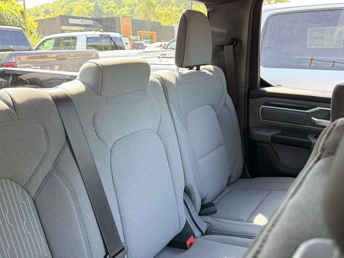 Used 2022 RAM 1500 Big Horn AWD/4WD image 28