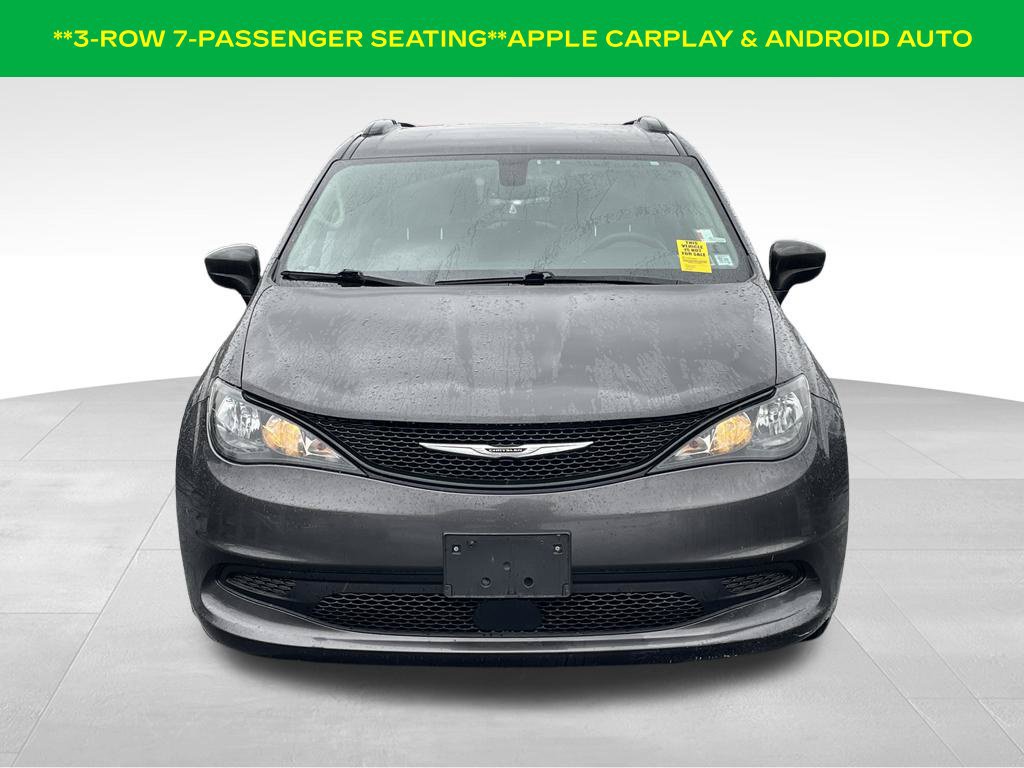 Used 2021 Chrysler Voyager Lxi FWD image 3