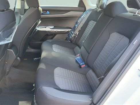 New 2026 Kia K5 LXS FWD image 9
