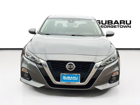 Used 2019 Nissan Altima 2.5 SL image 2