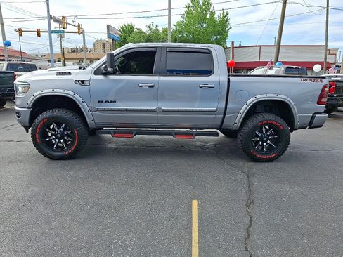 Used 2020 RAM 1500 Big Horn AWD/4WD image 2