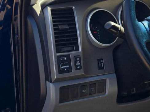 Used 2010 Toyota Sequoia SR5 AWD/4WD image 15