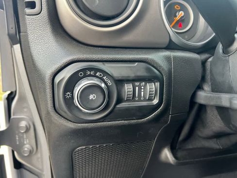 Used 2020 Jeep Wrangler Unlimited Sport S image 21