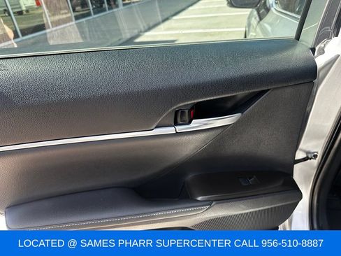 Used 2022 Toyota Camry XSE FWD image 21