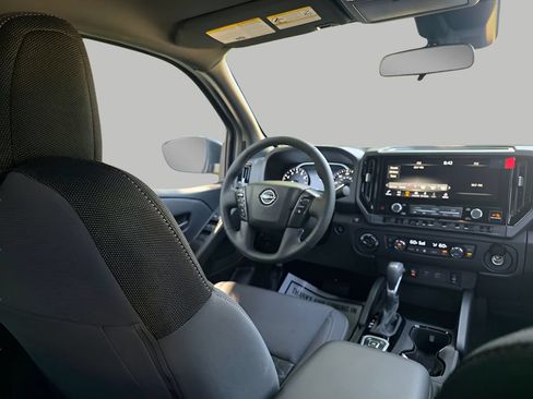 New 2026 Nissan Frontier SV w/ SV Convenience Package AWD/4WD image 8
