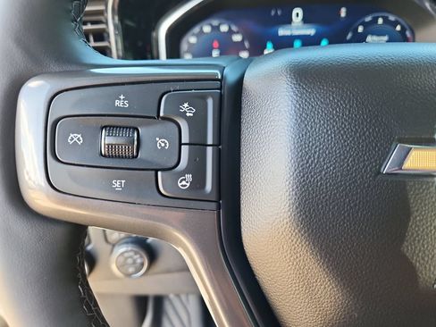 Used 2024 Chevrolet Silverado 2500 High Country w/ High Country Premium Package AWD/4WD image 18