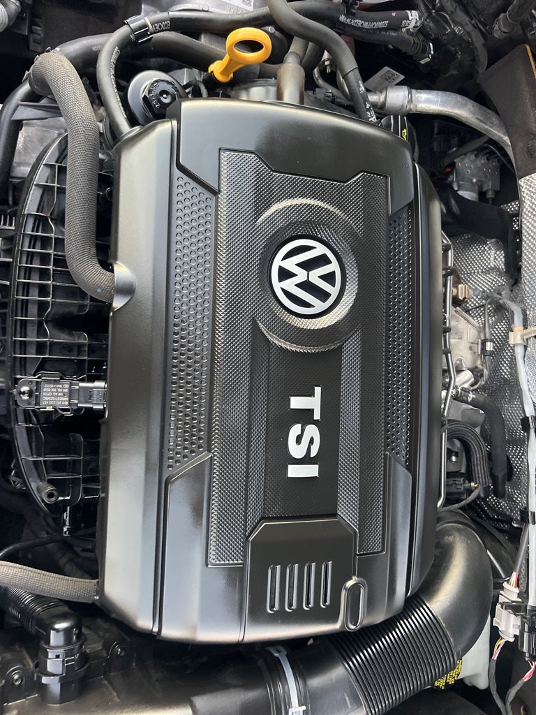 Used 2017 Volkswagen Golf 4-Door FWD image 43