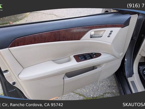 Used 2011 Toyota Avalon image 29