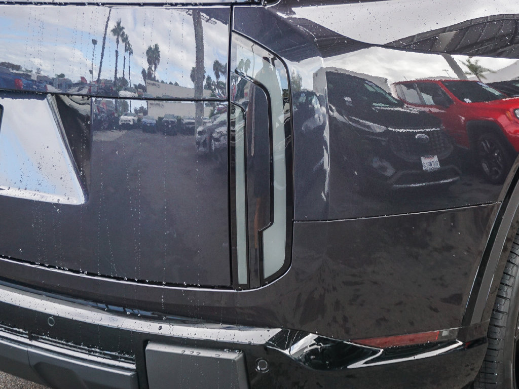 Certified 2027 Kia Telluride EX X-Line w/ Towing Package AWD/4WD image 8