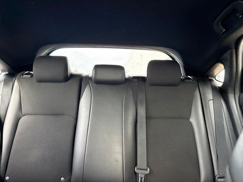 Used 2024 Honda Civic Sport image 9