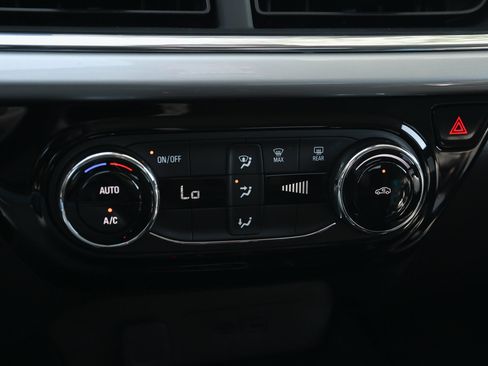 New 2026 Chevrolet Trax LT w/ LPO, Blackout Package image 26