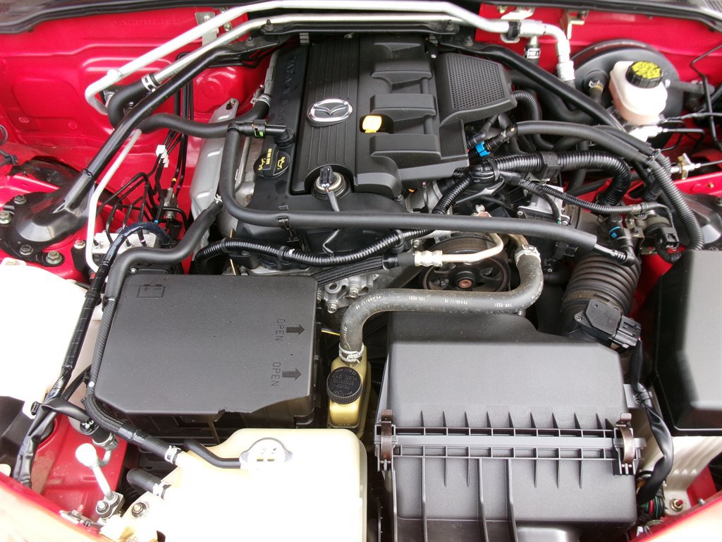 Used 2006 MAZDA MX-5 Miata Sport RWD image 34