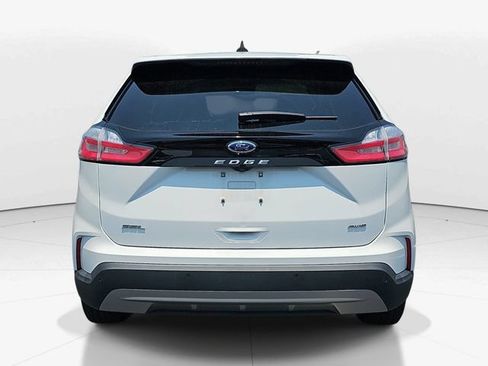 Used 2024 Ford Edge SEL AWD/4WD image 4