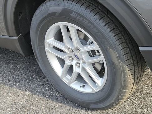 New 2026 Ford Explorer Active w/ Active Comfort Package image 9