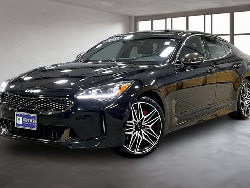 Used 2022 Kia Stinger GT2 AWD/4WD image 1