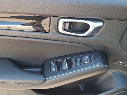 Used 2025 Honda Civic Sport Touring image 11