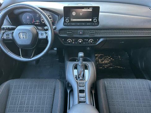 Used 2025 Honda HR-V Sport image 12