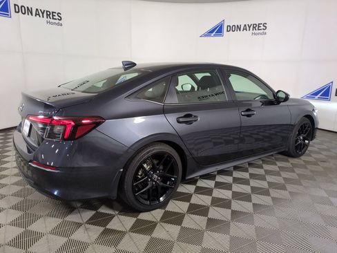 Used 2025 Honda Civic Sport image 5
