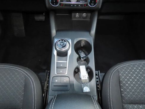 Used 2024 Ford Escape Active image 22
