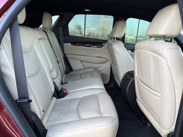 Used 2017 Cadillac XT5 Luxury w/ Driver Awareness Package FWD image 22