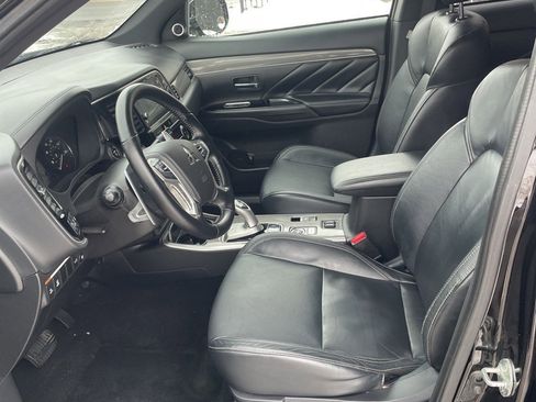 Used 2019 Mitsubishi Outlander GT image 14