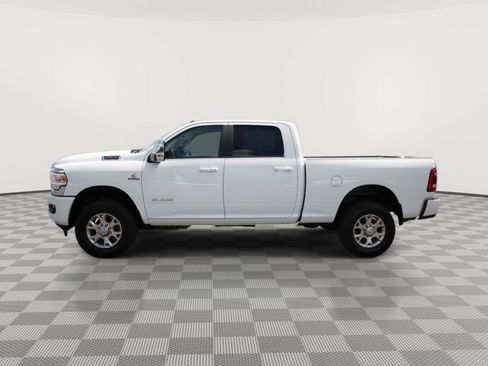 Used 2024 RAM 2500 Laramie AWD/4WD image 9