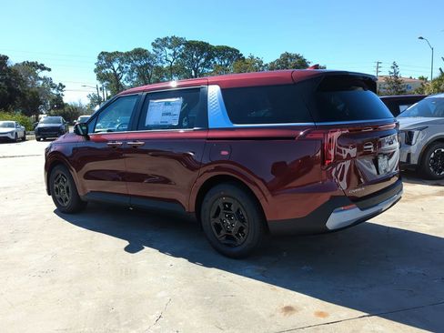 New 2026 Kia Carnival LXS image 6
