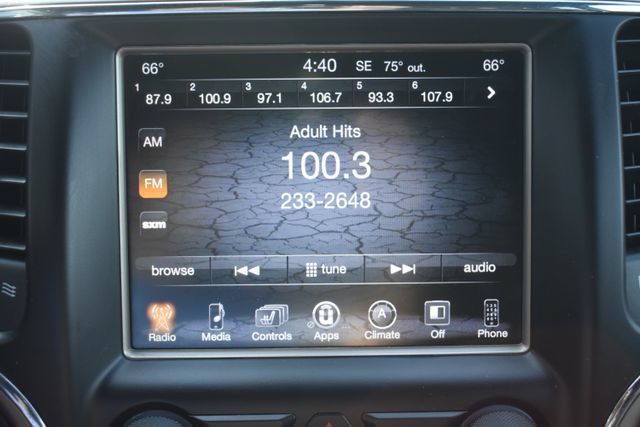 Used 2017 Jeep Grand Cherokee Laredo w/ Quick Order Package 23E AWD/4WD image 25