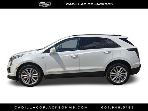 Certified 2025 Cadillac XT5 Sportv w/ Technology Package AWD/4WD image 25
