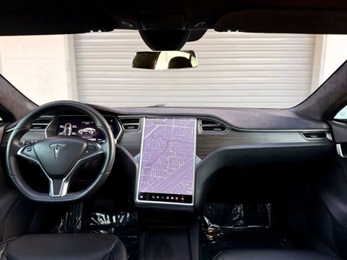 Used 2016 Tesla Model S 90D image 9