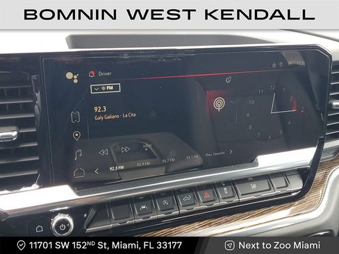 Used 2024 GMC Sierra 1500 Elevation image 17