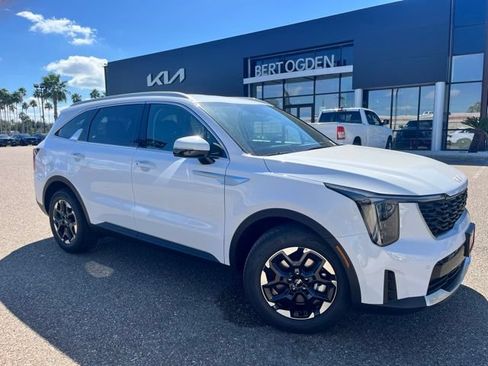 New 2026 Kia Sorento S FWD image 1