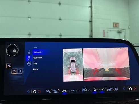 Used 2025 Chevrolet Traverse RS w/ LPO, Floor Liner Package image 28