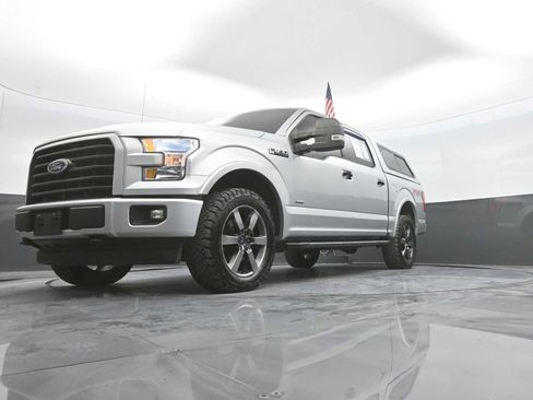 Used 2017 Ford F150 XLT w/ Equipment Group 302A Luxury AWD/4WD image 38