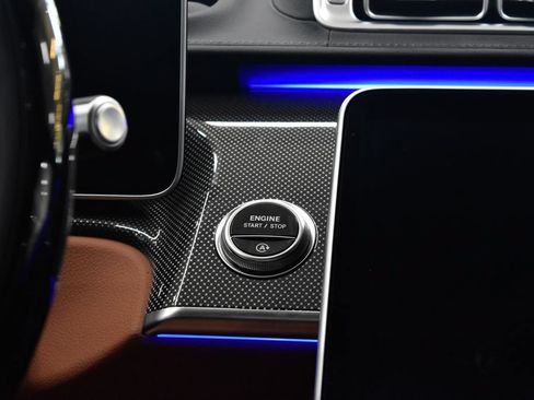 Certified 2025 Mercedes-Benz S 580 4MATIC Sedan image 29