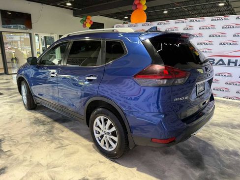 Used 2019 Nissan Rogue SV image 11