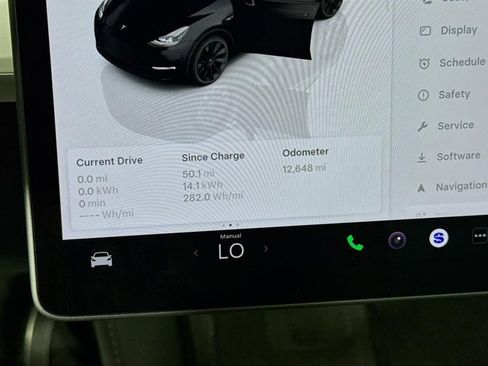 Used 2023 Tesla Model Y Long Range image 12